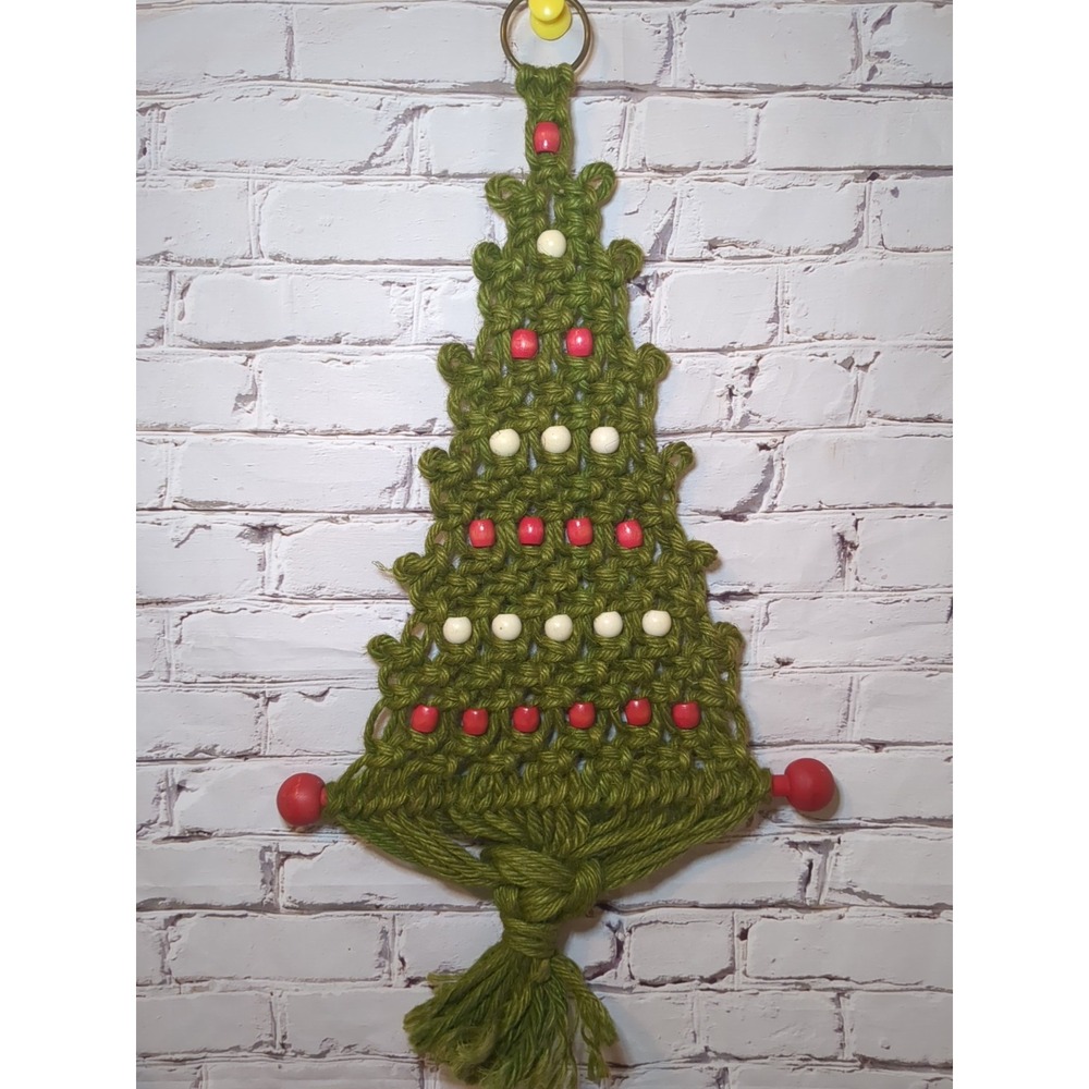 VTG 1970's Macrame 24x 13 Christmas Tree Wall Hanging Red & White Wood Beads